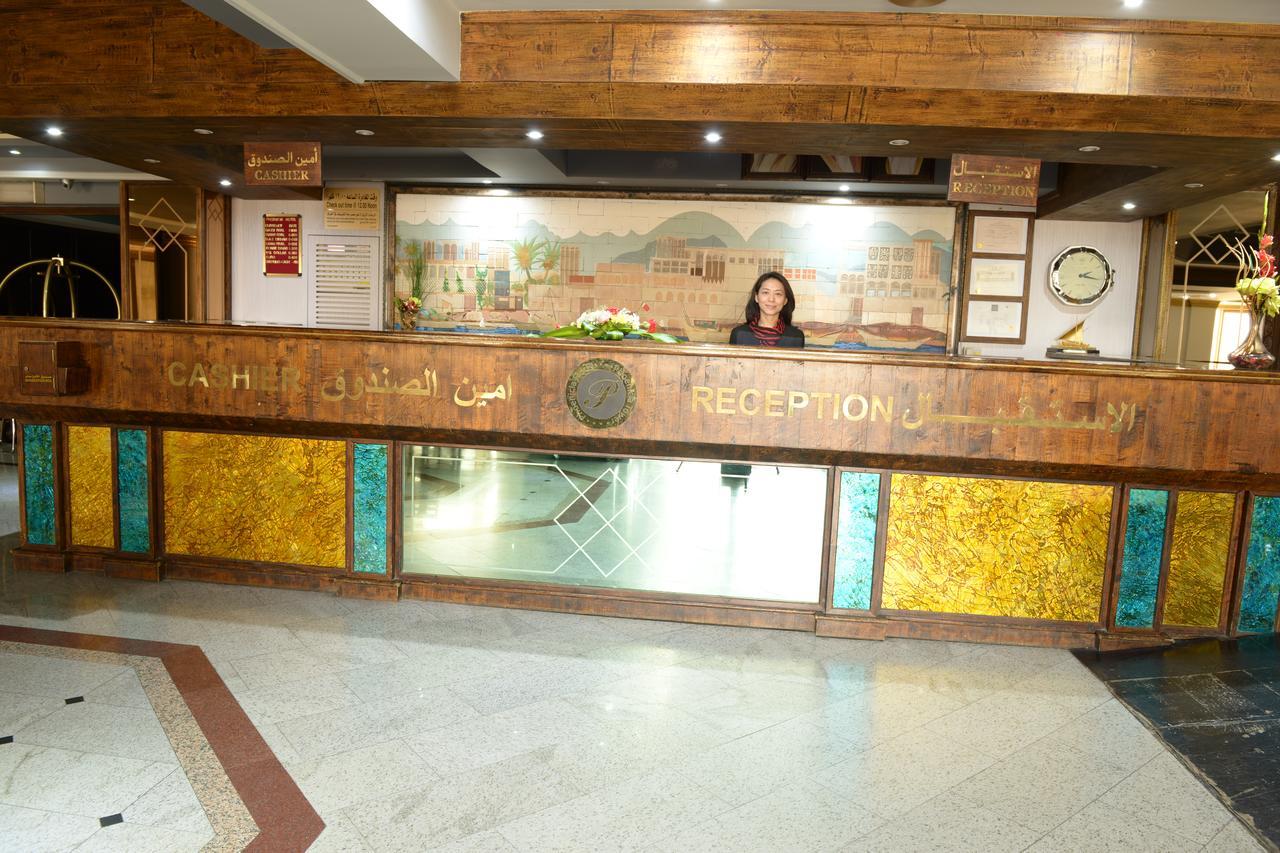 Phoenicia Hotel Manama Exterior foto